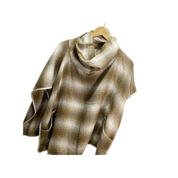 BCBGeneration  Tan Plaid Turtleneck Poncho Cape NEW OS Winter - Picture 2 of 5